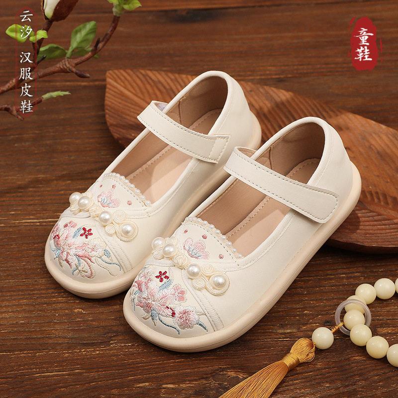 绣花鞋老北京汉服女童国风绿色中图片