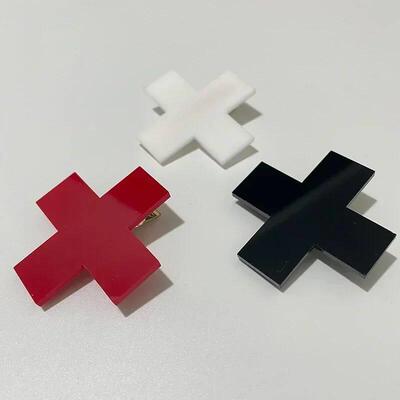 Harajuku Punk Gothic rendy Diablo Red Cross Hair Clip Medica