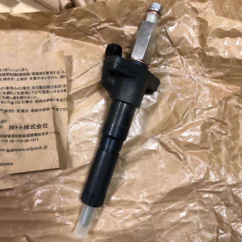 三一SY465挖掘机6D24发动机喷油器ME440089 原厂三一挖掘机配件