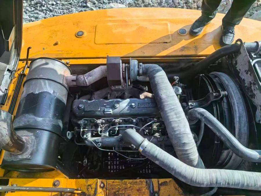 1月11日定西三一225挖机一台无手续网络拍卖公告