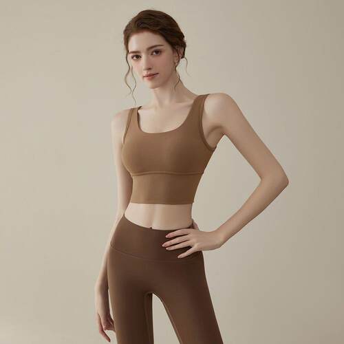 Women's tight fitting top with chest cushion, camisole,