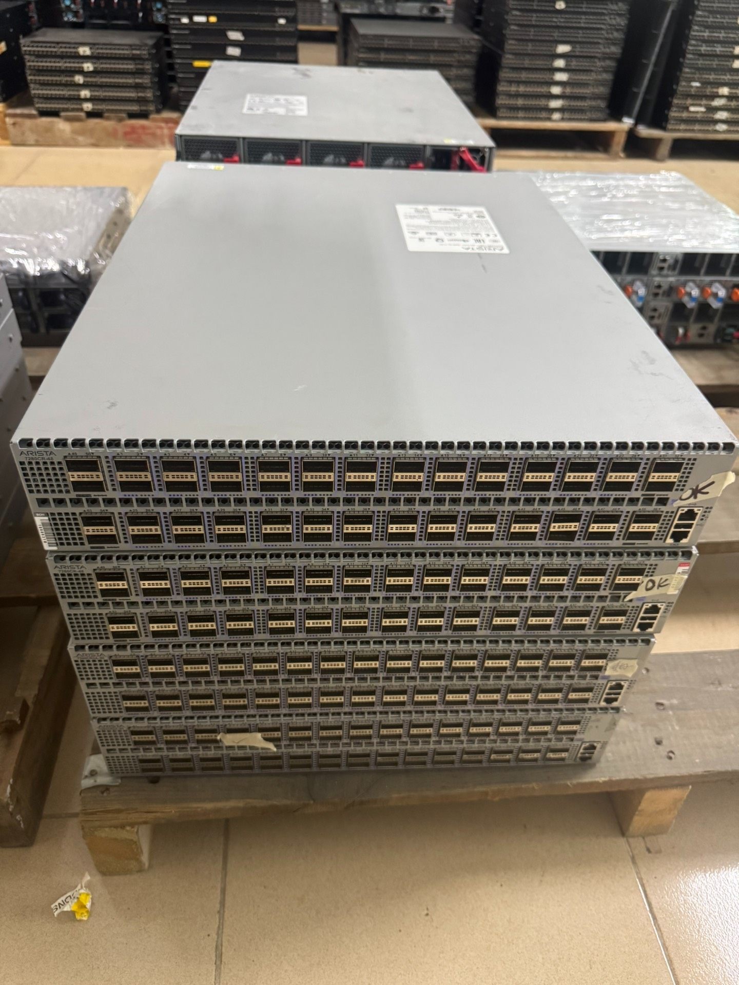 Arista DCS-7280CR-48-F 48口100G