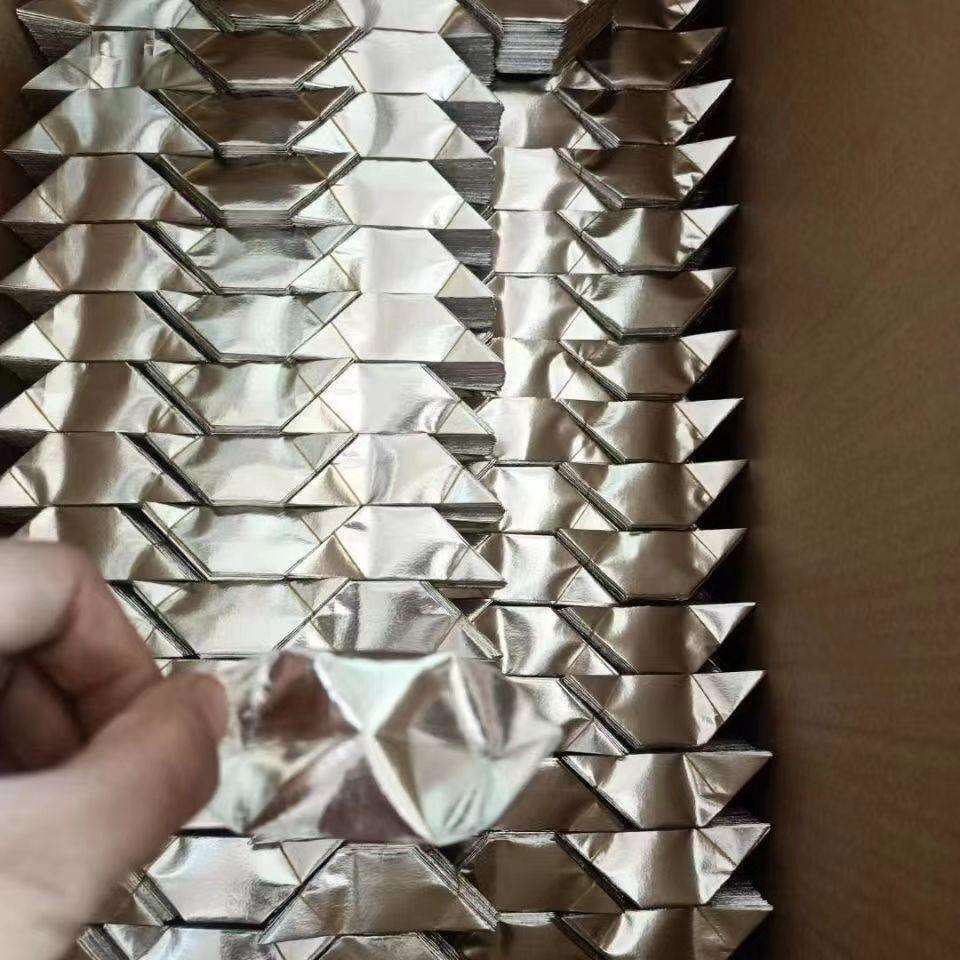 厂家直销切角金元宝折纸半成品折纸金色纸堂祭祀用品整箱件