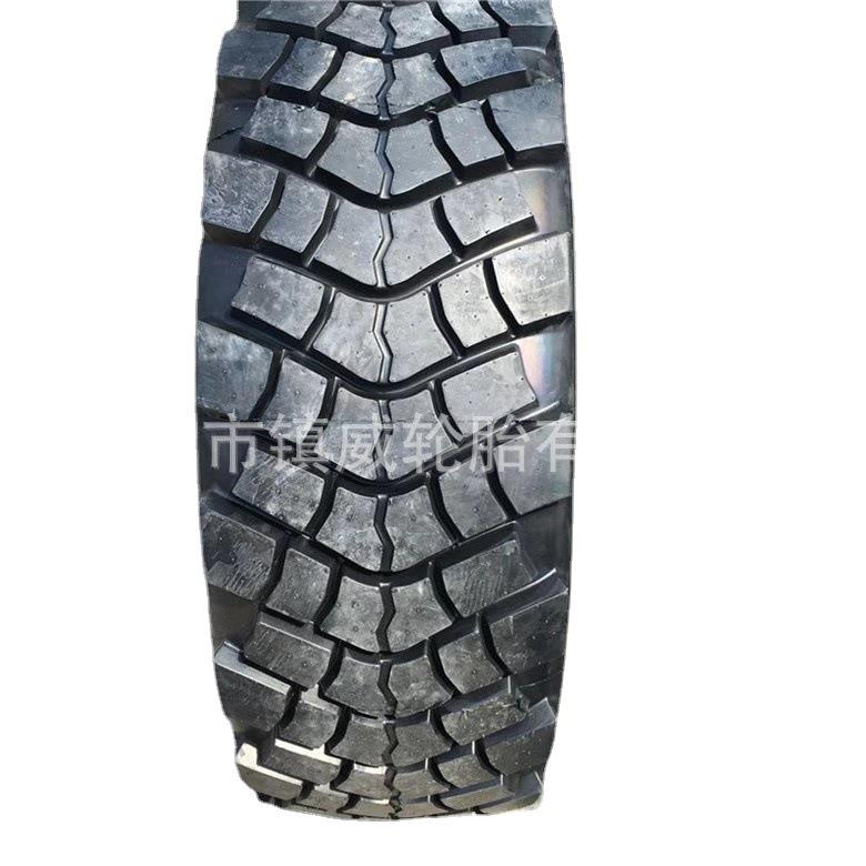 越野花纹 运输卡车轮胎 425/85R21 全钢子午线轮胎 425/85R21