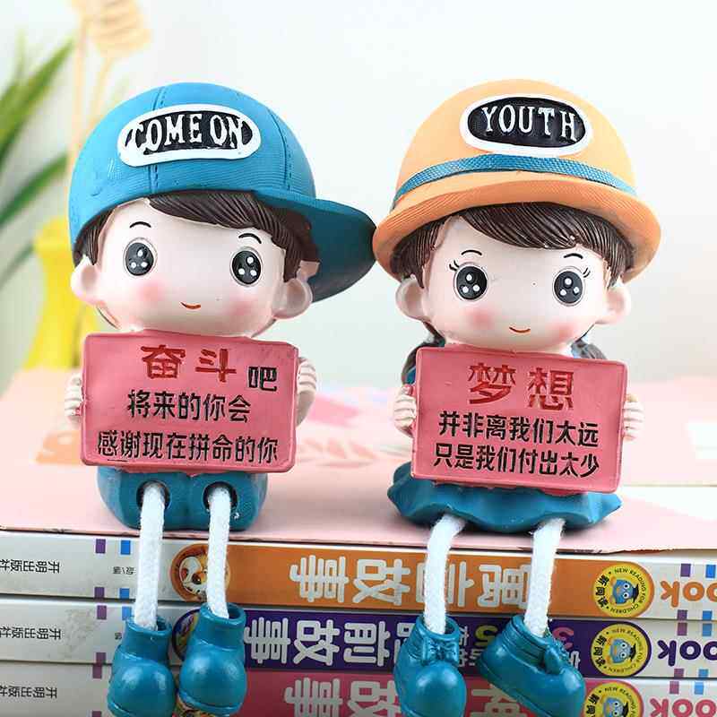 现代简约轻奢人物摆件创意个性客厅电视柜家居软装饰柜艺术品摆设