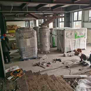 弗埃勒低空-23A压永磁变 频压缩螺杆压机22-250KW空气压缩机动力