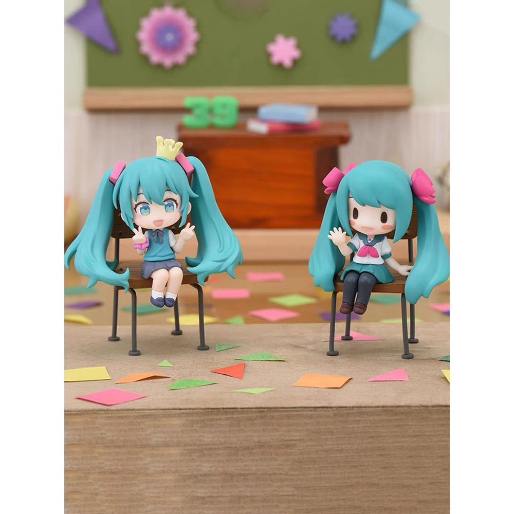 国产Q版初音未来16周年压泡面豆豆眼初音大眼初音MIKU景品手办