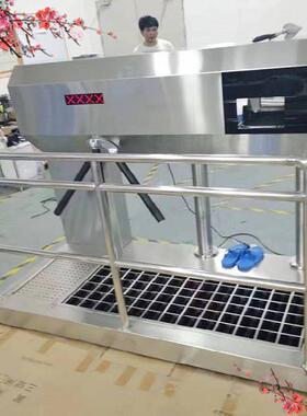 个人卫生清洁站 食品厂车间入口闸机门禁 人员洗鞋底手消毒一体机