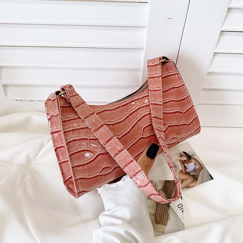 包包女春夏季新款潮时尚流行法国质感腋下包法棍单肩包