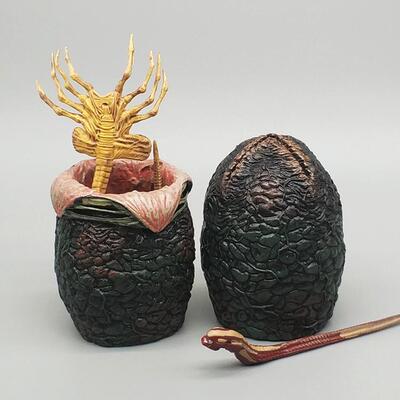高档7寸异形狗大战A铁血具战士办契约模型lien 可动人偶玩母后 N