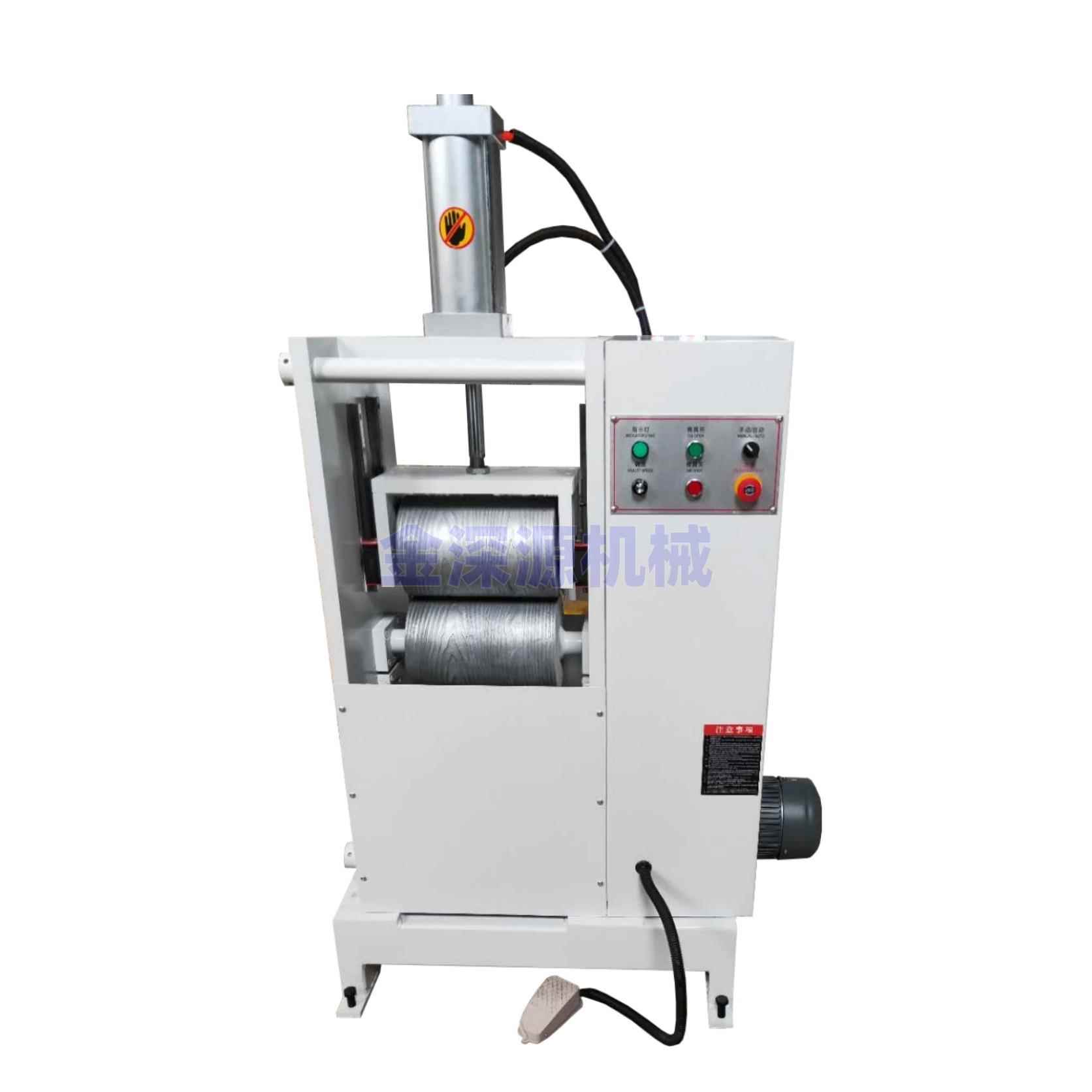 家具实心木地板木塑木制浮雕板200 300 850木工压纹机压花机设备