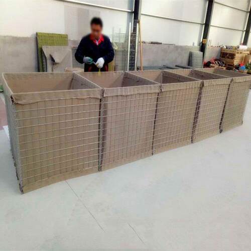 速凝折叠式防洪挡水坝装填式抗洪防淹挡板可拆卸内涝屏障沙箱