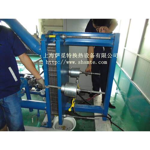 上海萨觅特油水冷却器清洗维修 油水热交换器清洗维修 板换维修
