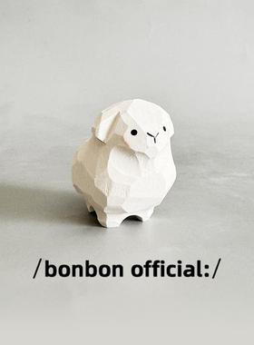 羊咩咩手工木雕创意可爱小羊摆件办公室桌面汽车中台装饰生日礼物
