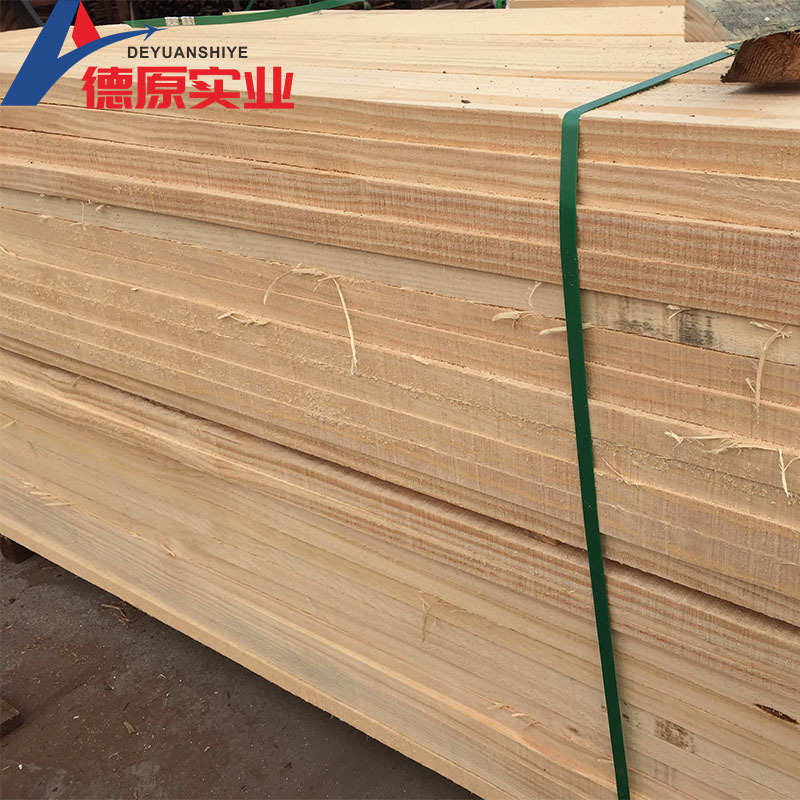 辐射松木方 工厂供应 现货建筑木方工地料 辐射松无节材枕木口料