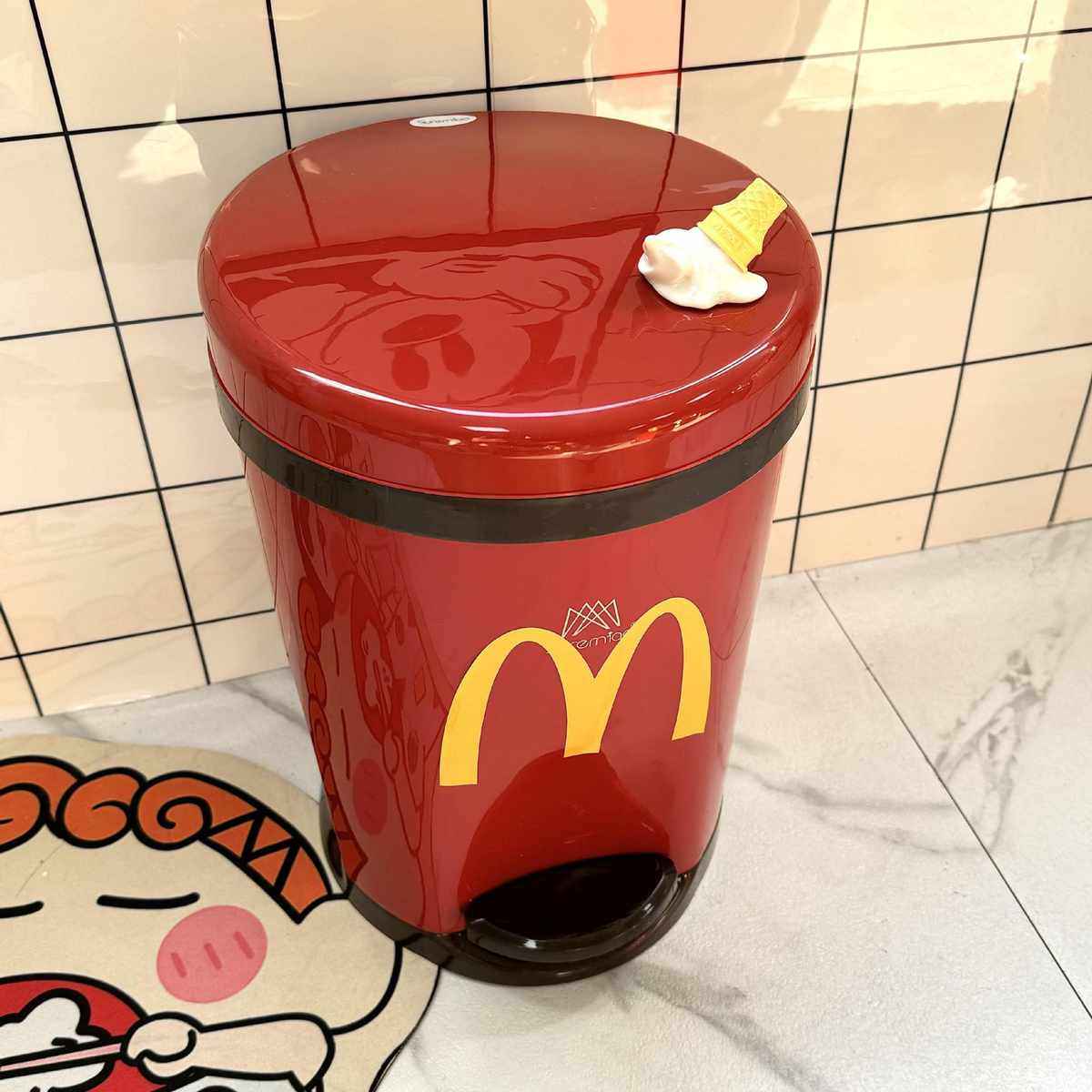 可爱麦当劳垃圾桶创意高颜值大号容量脚踏式家用带盖厨房客厅卧室