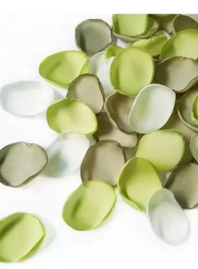 100pcs丝绸烧边玫瑰花瓣婚礼浪漫表白生日装饰手工结婚情人节求婚