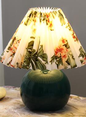 新款vtage台灯i古ns风装饰复百褶i少女网红北欧褶n皱灯卧室床头小