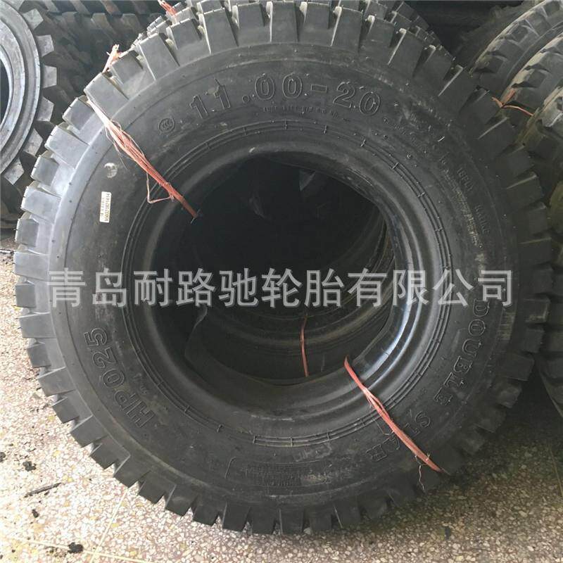 1000/1100/1200-20 斜交卡车轮胎尼龙胎羊角花纹
