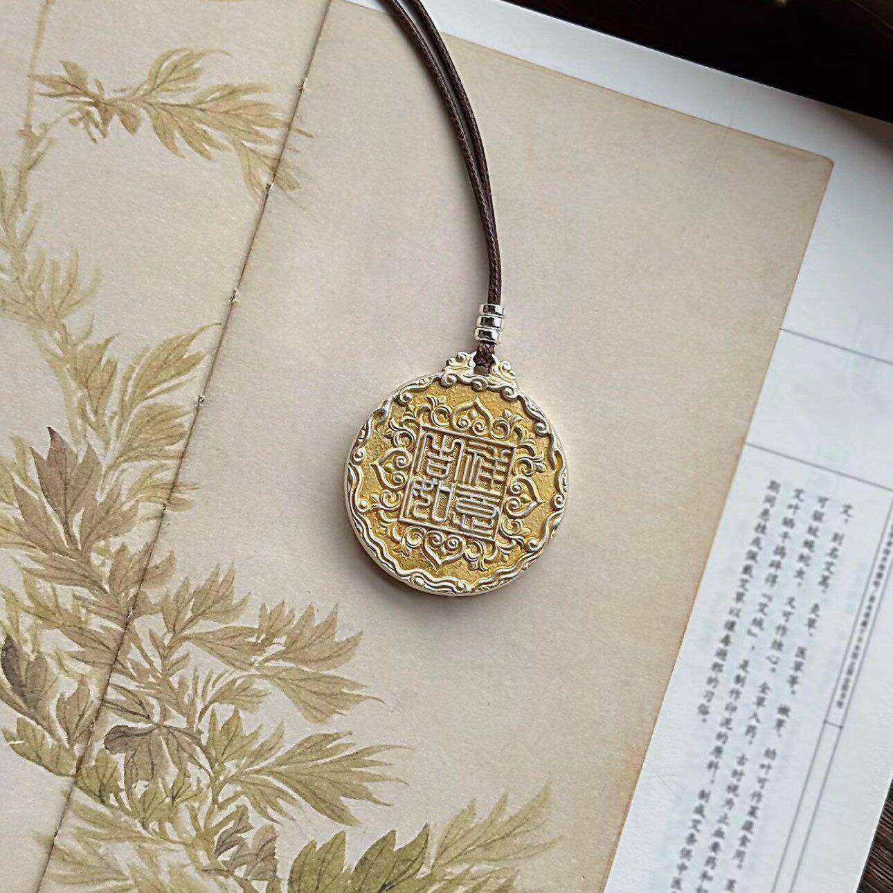 2026描金珐琅金敦煌鹿彩吉祥如意一鹿有你长款毛衣链项链女吊坠配