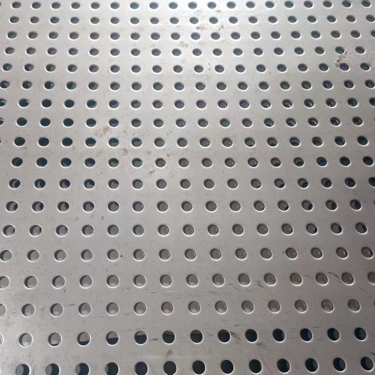 镀锌冲孔板厂家多孔冲孔网过滤冲孔筛网不锈钢冲孔板 圆孔网