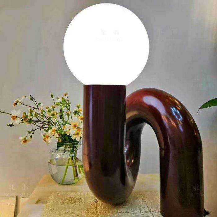 北欧创意圆球玻璃台灯设计师客厅书房卧室床头吧台简约艺术装饰灯