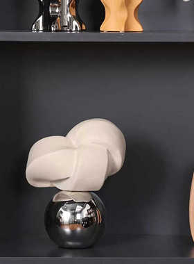 现代艺术扭转花器摆件样板间酒店办公室书房玄关不规则装饰工艺品