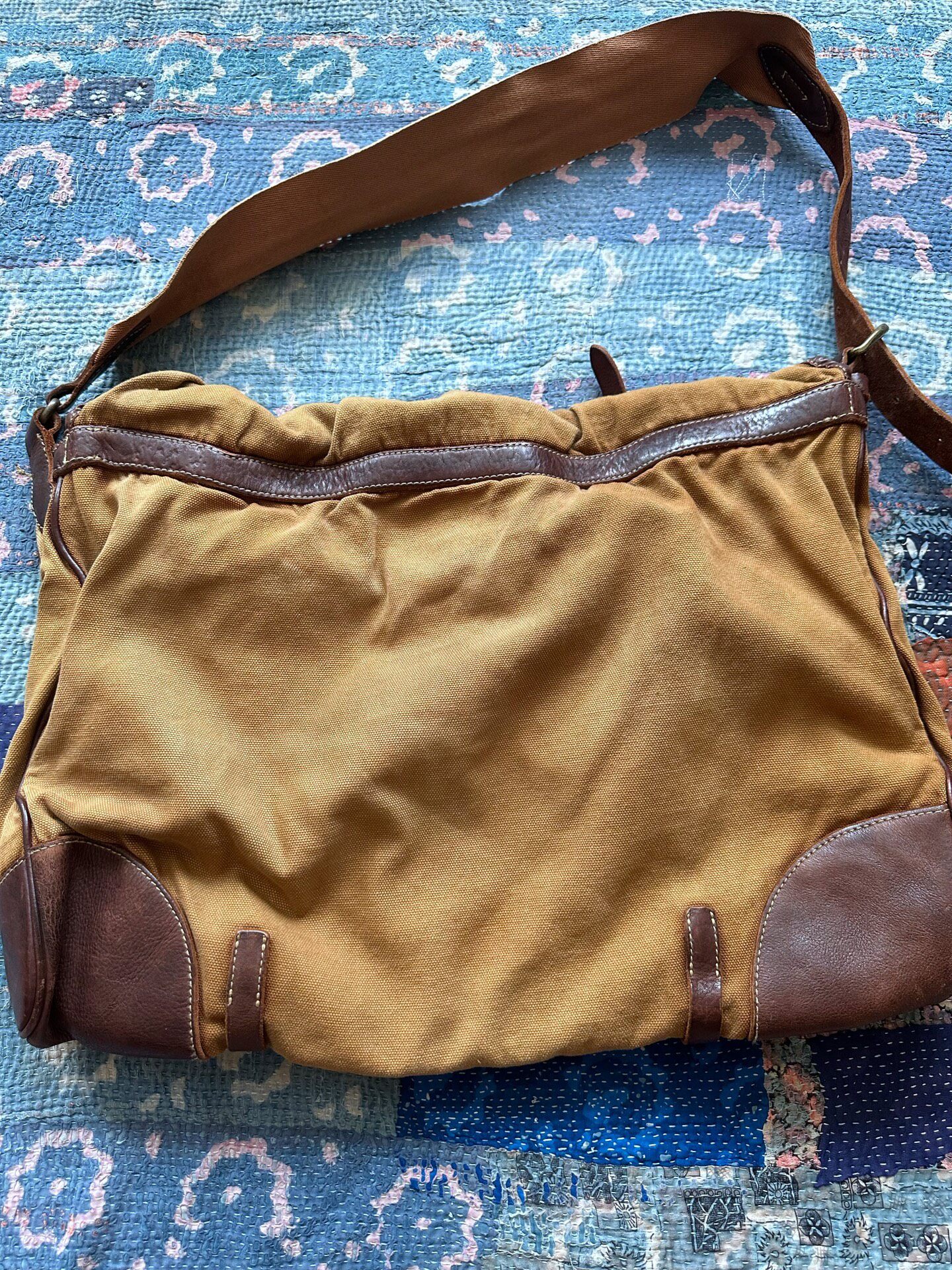 Yellow Canvas Mesh Vintage Crossbody Bag — front