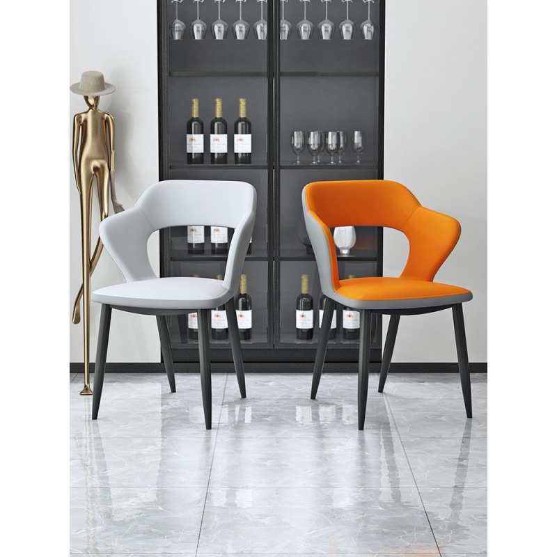 现代简约意式轻奢餐桌餐椅家用网红靠背洽谈书桌酒店极简北欧椅子