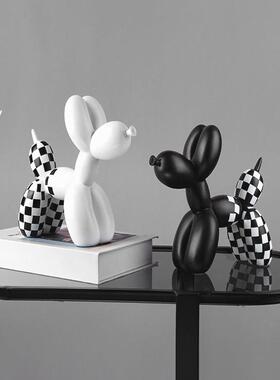 北欧现代创意棋盘格狗轻奢树脂高级感桌面客厅电视柜装饰可爱摆件