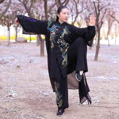 高档马蕾太极新太款极风服女表演武术太极比赛服贴纱中国太极服绣