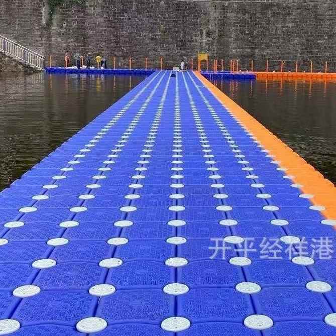 厂家直销浮筒平台钓鱼景区栈道摩托艇水上乐园浮箱海上浮桥码头