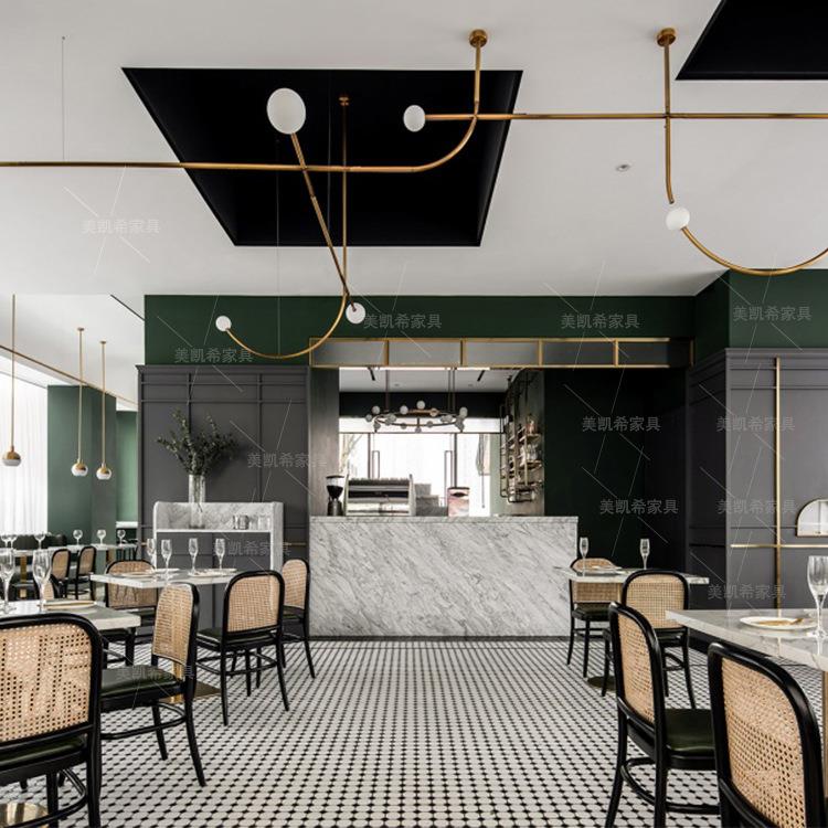 东南亚主题茶餐厅桌椅组合复古西餐厅铁艺编藤餐椅牛排店岩板桌面