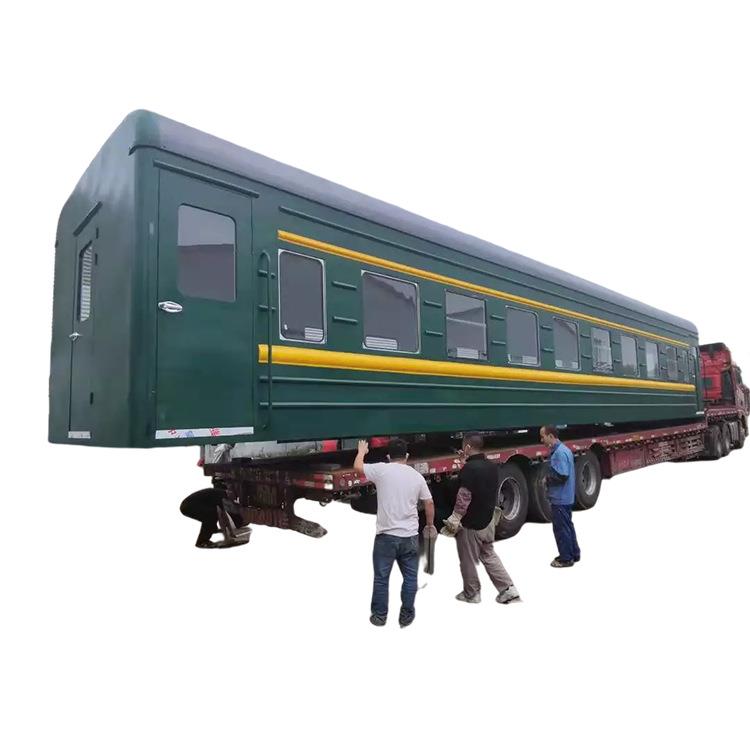 老式绿皮车厢制作 一比一铁艺模型道具 商场网红打卡火车拍照摆件