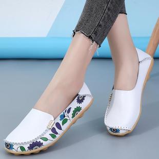 平底休真皮印花軟底防滑女單鞋 正品 2025春款 鞋 女閑豆豆 舒適媽媽鞋