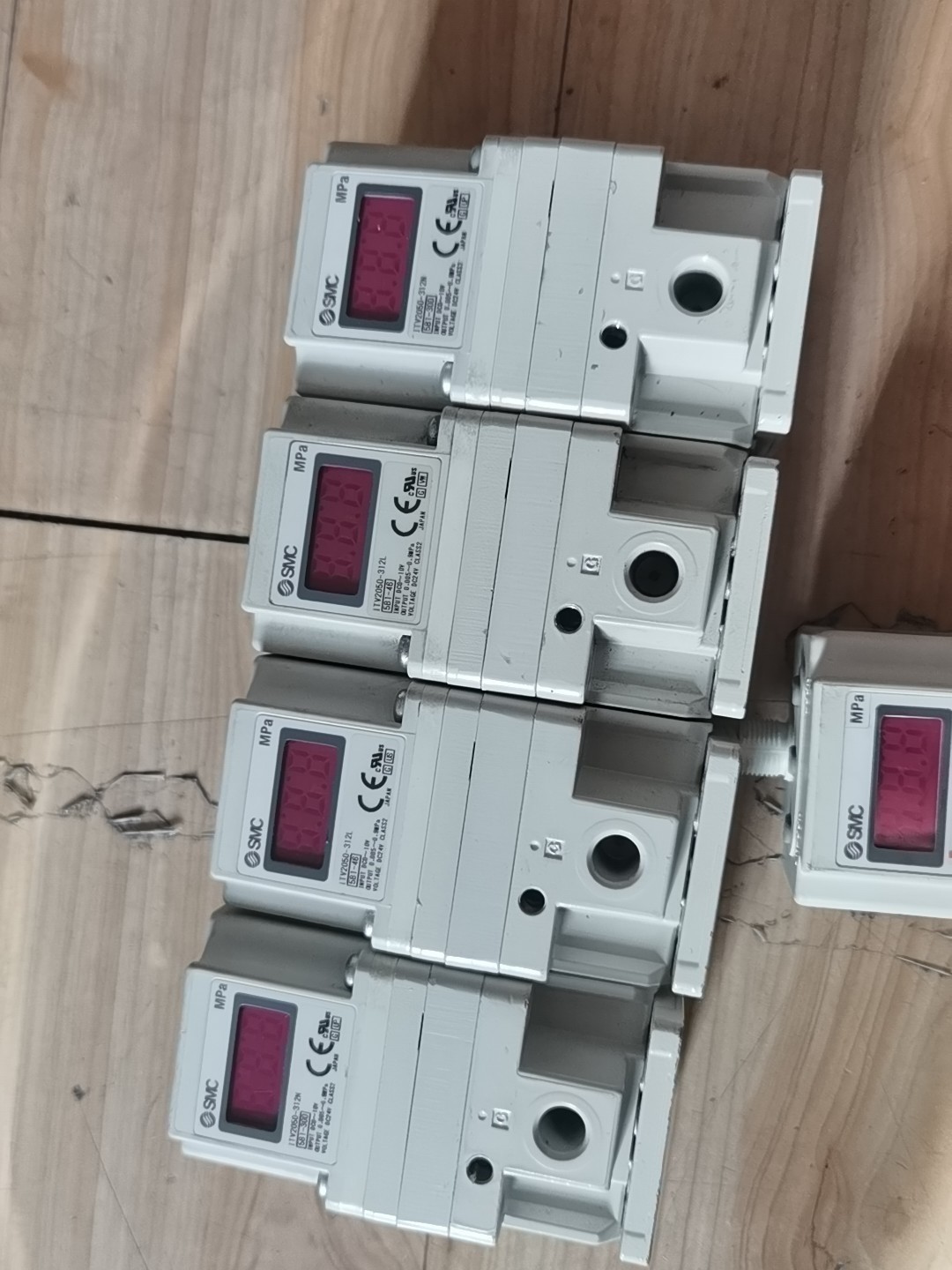二手SMC比例阀ITV2050-312N ，成色8成吧，需要