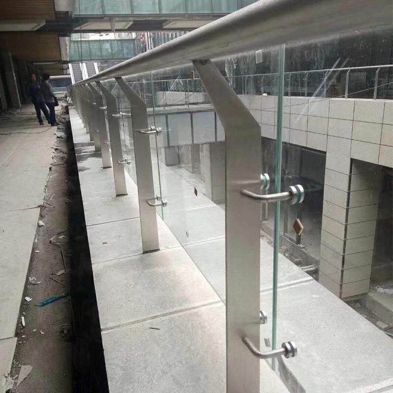 304不锈钢立柱楼梯栏杆不锈钢立柱直线工程商场扶手玻璃楼梯立柱