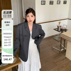 胖mm正肩巨显瘦独特西装外套大码女装2024春季超好看减龄西服