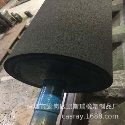 橡胶海绵辊包胶厂 弹性体孔状胶滚 适用加上胶涂量和异型滚刷