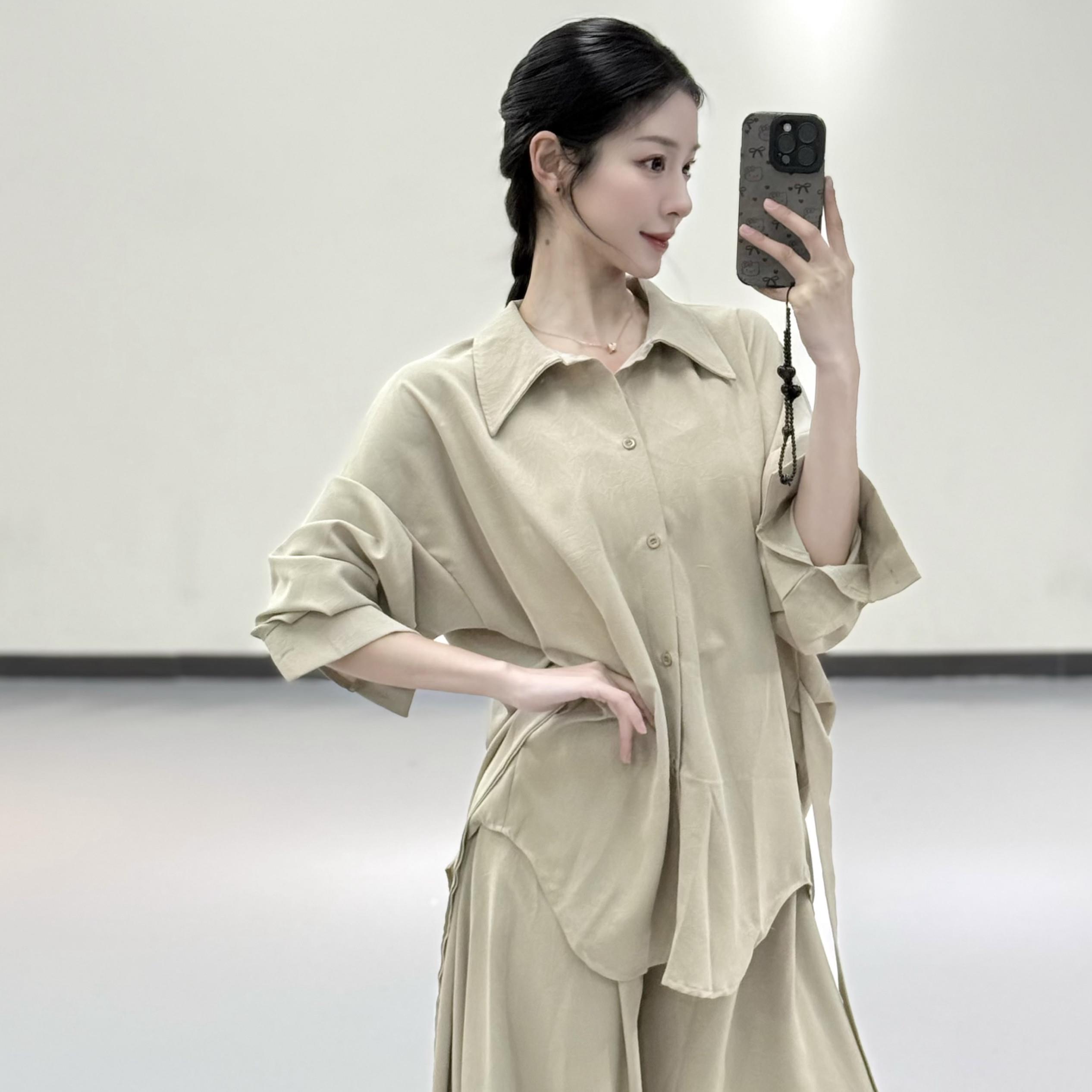 现代舞宽松长袖飘逸衬衫套装女爵士舞中国舞古典舞成人舞蹈服上衣图片