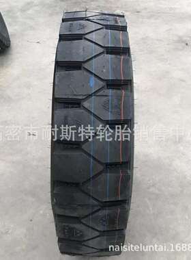 现货销售矿山轮胎 1200R20 全钢载重子午线轮胎 前四后八卡车胎