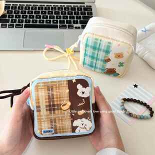 卫生巾收纳包学生装姨妈巾放卫生棉便携小型月经月事随身携带小包