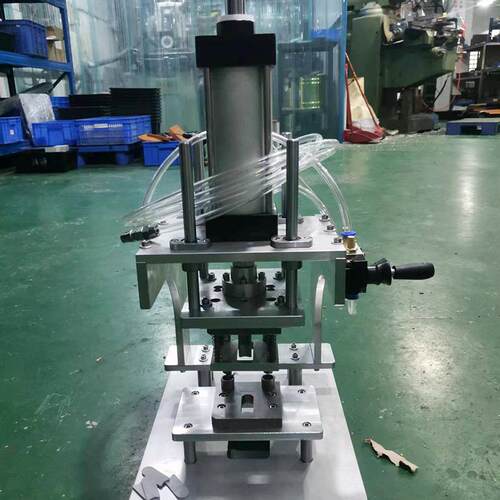 气动下料治具硅胶成型治具表带冲切治具二次加工可来图非标定制