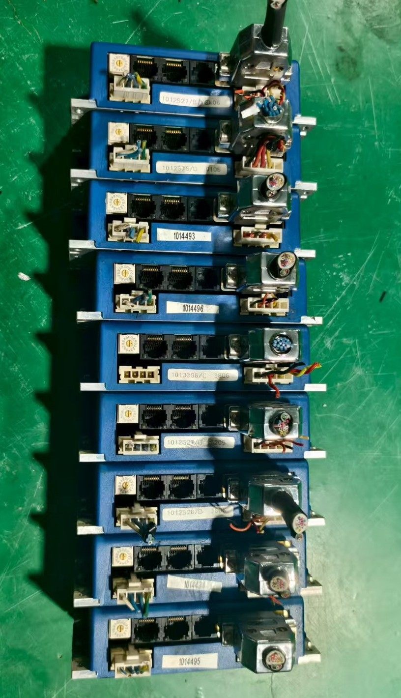美国Stepnet数字驱动器800-1477，现货拆机9台。