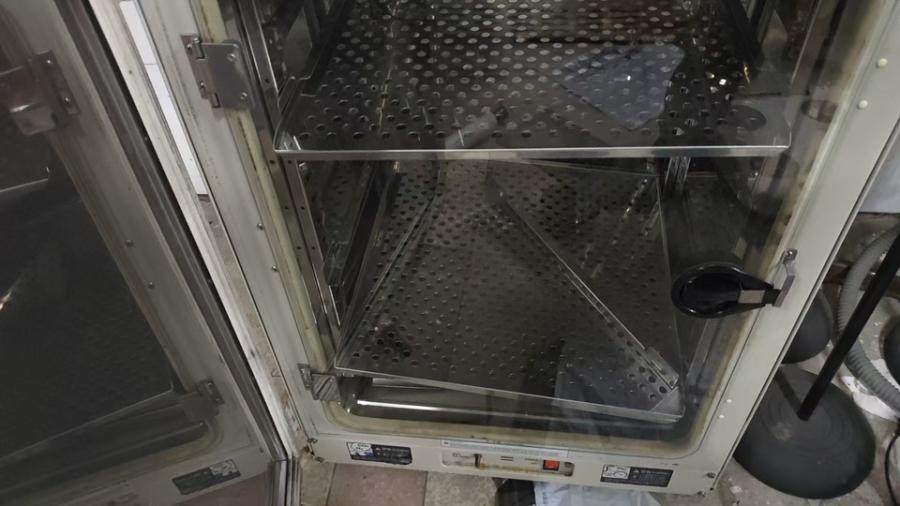 1月19日北京【京械9930】单位淘汰报废处置日本三洋二氧化碳培养箱一个网络拍卖公告