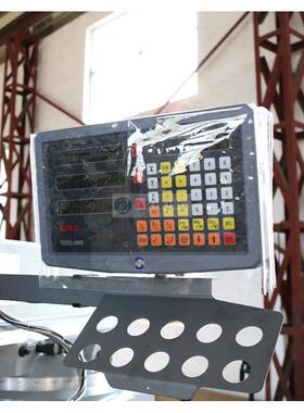 炮塔铣床4HW5HW炮塔铣床摇臂铣床强度铸铁钢性炮塔铣立卧两用铣床