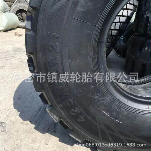 沙漠越野卡车运输轮胎 425/85R21 全钢子午线轮胎