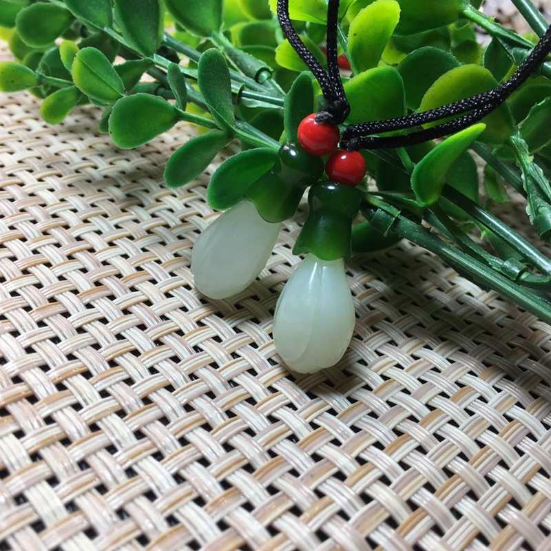 批发  和田白玉挂件挂饰 和田玉兰花吊坠 男女款