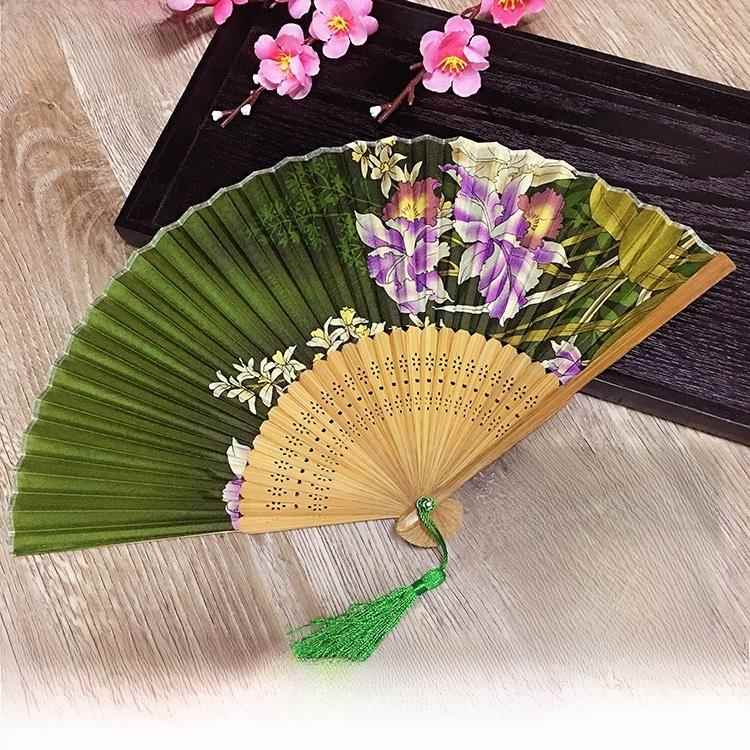 日式日式小绢扇折扇手绘女扇中式古典古风折扇红梅花