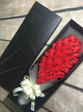 新款直销33朵高档玫瑰香皂花礼盒永生花束情人节创意礼品七夕520
